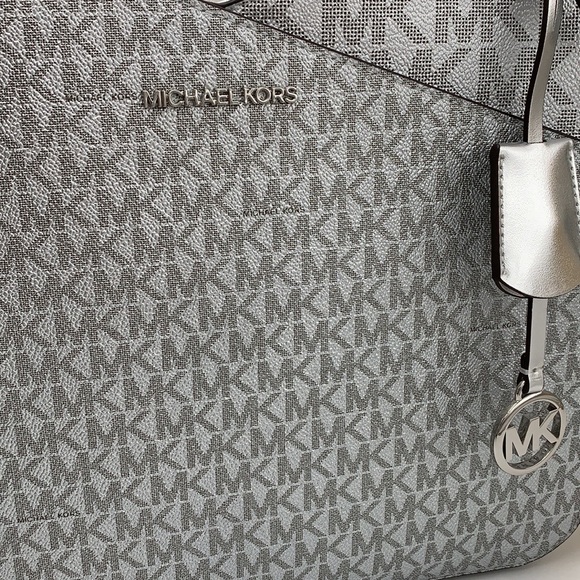 MICHAEL KORS JET SET LARGE X CHAIN SHOULDER TOTE SILVER SIGNATURE COLOR - Picture 15 of 16